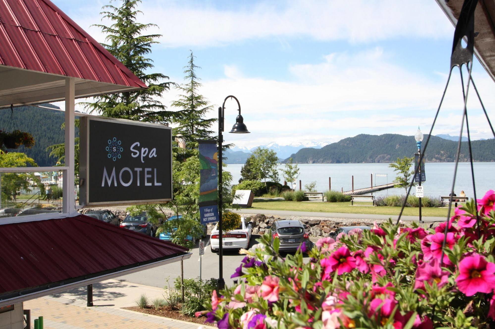 Harrison Spa Motel Harrison Hot Springs Extérieur photo